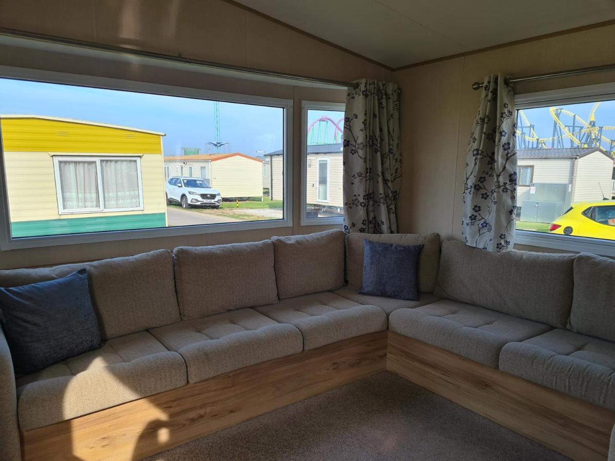 Апартаменти 8 Berth Eastgate Fantasy Island Інголдмеллс Екстер'єр фото
