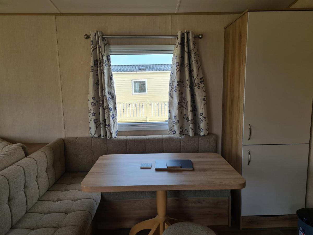 Апартаменти 8 Berth Eastgate Fantasy Island Інголдмеллс Екстер'єр фото